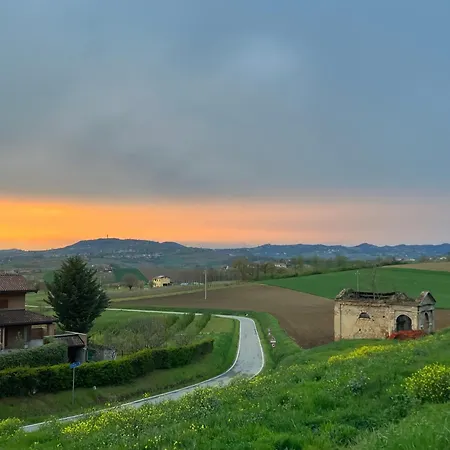 Relais La Monferrina Bed & Breakfast Calliano (Piedmont)
